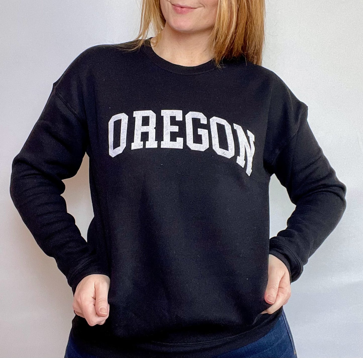 Explore comfort and style with our "Oregon" Fleece Pullover. Designed for a relaxed fit, this remarkably soft pullover is perfect for daily wear and year-round layering! The crewneck sweatshirt features ribbed cuffs and waistband.