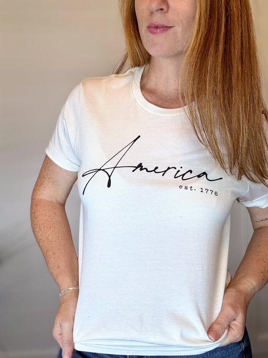 Vintage White AMERICA T-Shirt